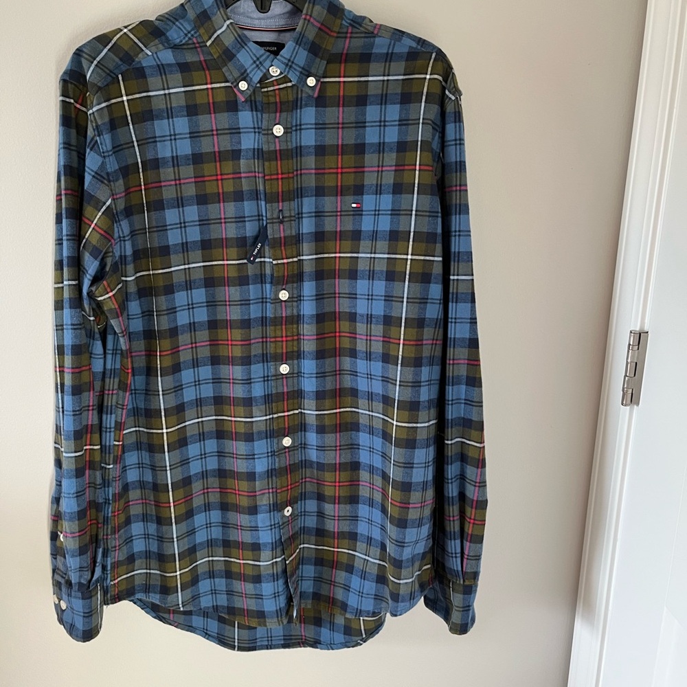 NWOT Tommy Hilfiger Men's Blue and Green Plaid Flannel feel shirt